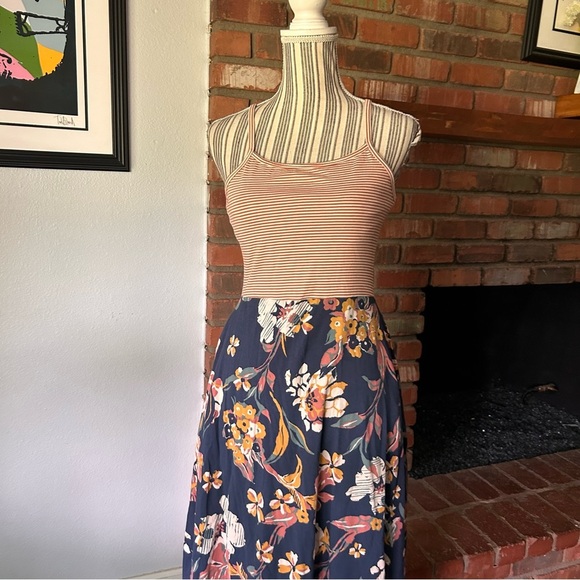 Pact Floral Print Fit n’ Flare Strappy Midi Dress in Blue Sz M - Picture 2 of 8